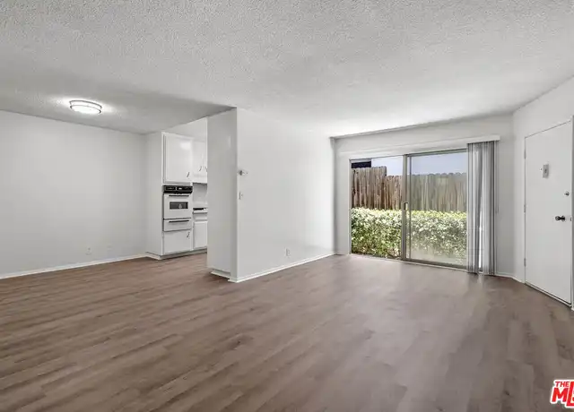 Property at 1236 McClellan Dr Unit 2, Los Angeles, CA, 90025, 1 bed, 1 bath, [object Object]