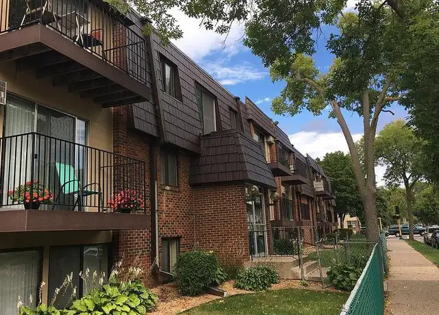 Photo of 2800 Grand Ave S, Minneapolis, MN 55408