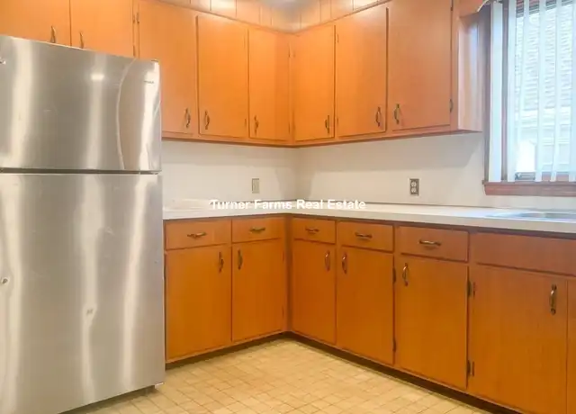 Property at 11 Bowdoin St Unit 2, Medford, MA, 02155, 4 beds, 1 bath, [object Object]