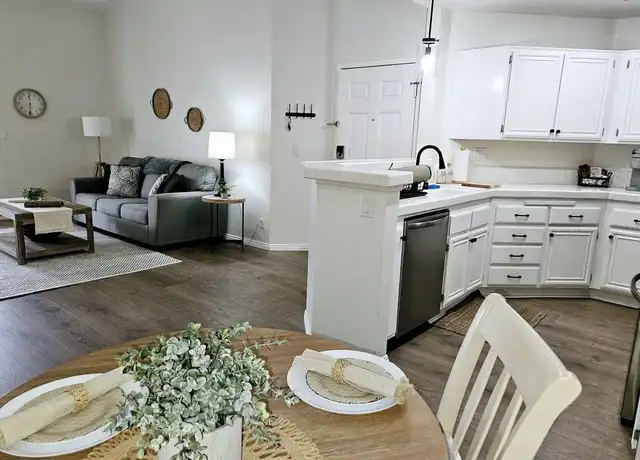 Property at 631 Oak Run Trl Unit 310, Oak Park, CA, 91377, 1 bed, 1 bath, [object Object]