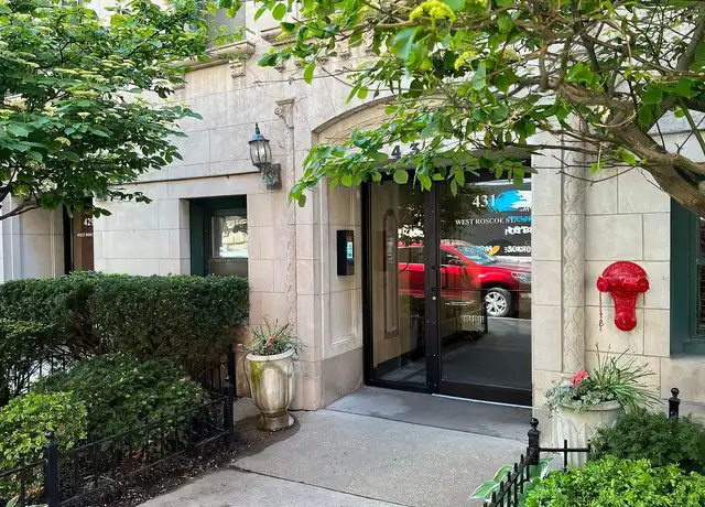Property at 431 West Roscoe Street - 431 W Roscoe St, Chicago, IL, 60657, 0 beds, 1 bath, [object Object]