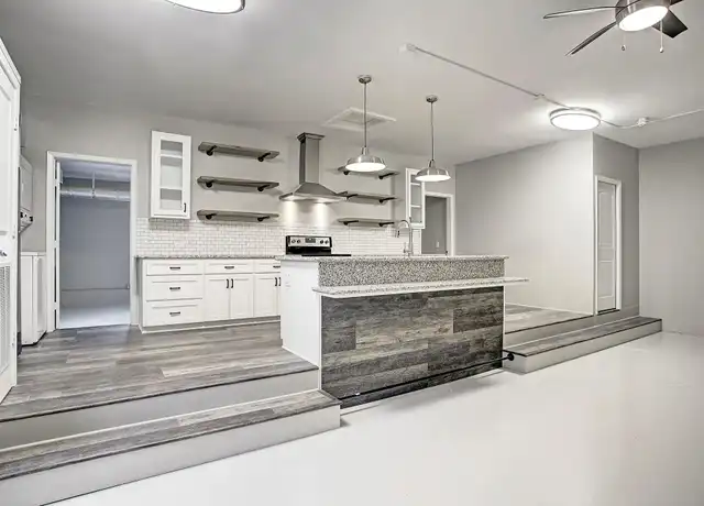Property at 1329 Nicholson St Unit B, Houston, TX, 77008, 2 beds, 2 baths, [object Object]