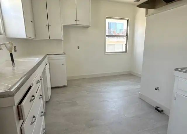 Property at 927 Lincoln Blvd Unit 929, Santa Monica, CA, 90403, 2 beds, 1 bath, [object Object]