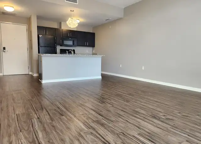 Property at Eastown Flats - 1400 Wealthy St SE, Grand Rapids, MI, 49506, 1 bed, 1 bath, [object Object]