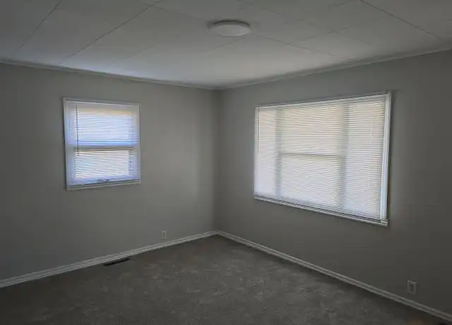 Property at 2321 S Pershing Dr, Muncie, IN, 47302, 2 beds, 1 bath, [object Object]