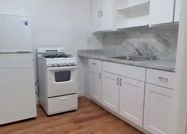 Property at 1611 Pennsylvania Ave Unit 12A, Miami Beach, FL, 33139, 0 beds, 1 bath, [object Object]