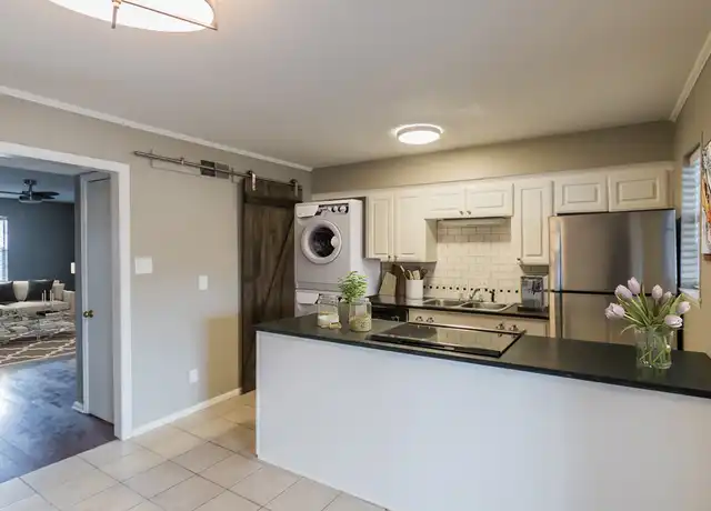 Property at 517 Chickadee Dr Unit F, Little Rock, AR, 72205, 2 beds, 1.5 baths, [object Object]