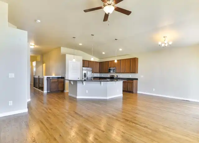 Property at 917 Barn Yard Dr, Windsor, CO, 80550, 5 beds, 3 baths, [object Object]