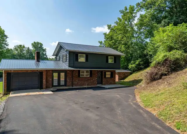 Property at 179 Dosser Ln, Johnson City, TN, 37601, 3 beds, 1 bath, [object Object]