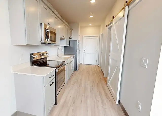 Photo of 157 S Champlain St, Burlington, VT 05401