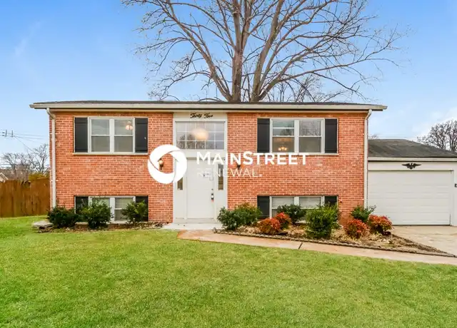 Property at 35 Bernie Cir, Maryland Heights, MO, 63043, 4 beds, 2 baths, [object Object]