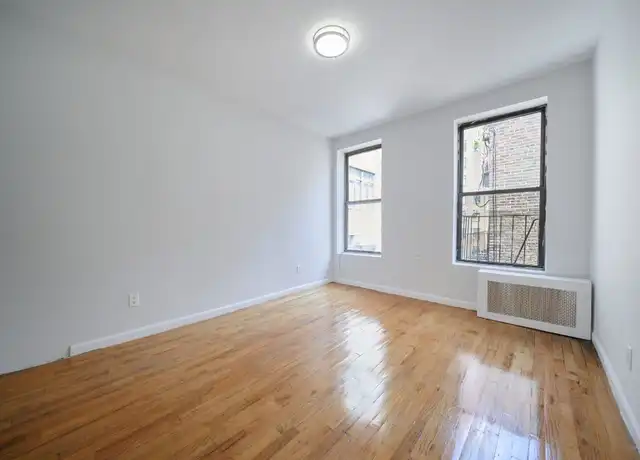Property at 456 9th Ave Unit 12, New York, NY, 10018, 2 beds, 1 bath, [object Object]
