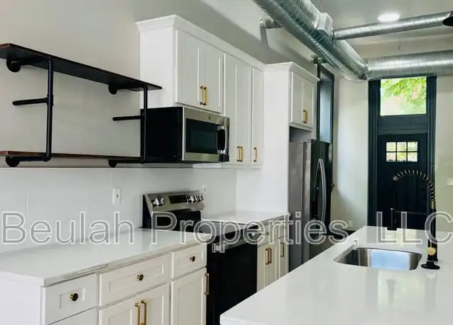 Property at 1836-1838 S 10th St Unit 1836, St. Louis, MO, 63104, 2 beds, 2.5 baths, [object Object]