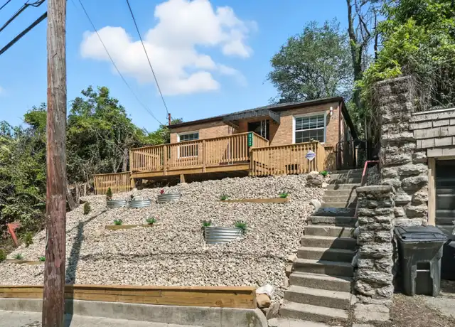 Property at 632 Straight St, Cincinnati, OH, 45219, 2 beds, 1 bath, [object Object]