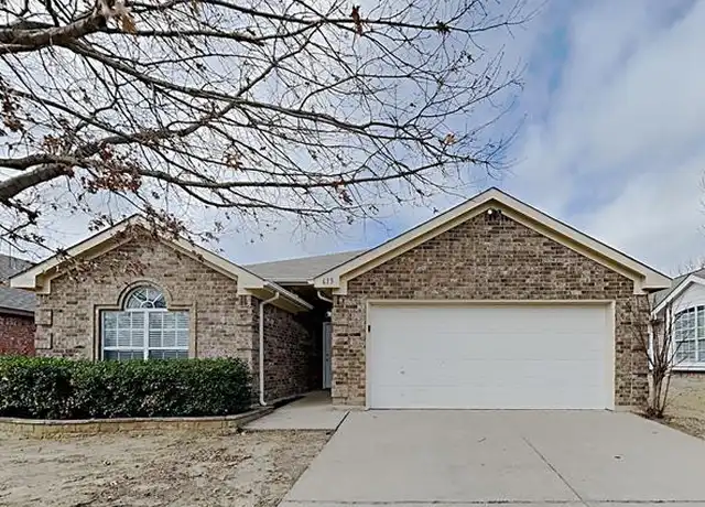 Property at 613 Oak Hollow Trl, Saginaw, TX, 76179, 3 beds, 3 baths, [object Object]