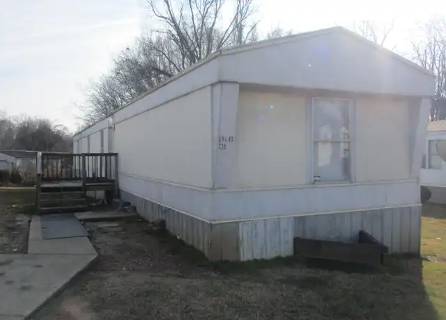Property at 315 Belew St, Oak Grove, KY, 42262, 3 beds, 2 baths, [object Object]