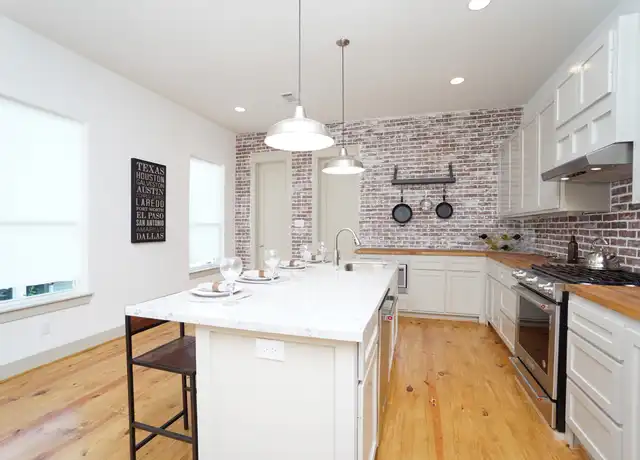 Property at 527 Pecore St Unit A, Houston, TX, 77009, 3 beds, 3 baths, [object Object]