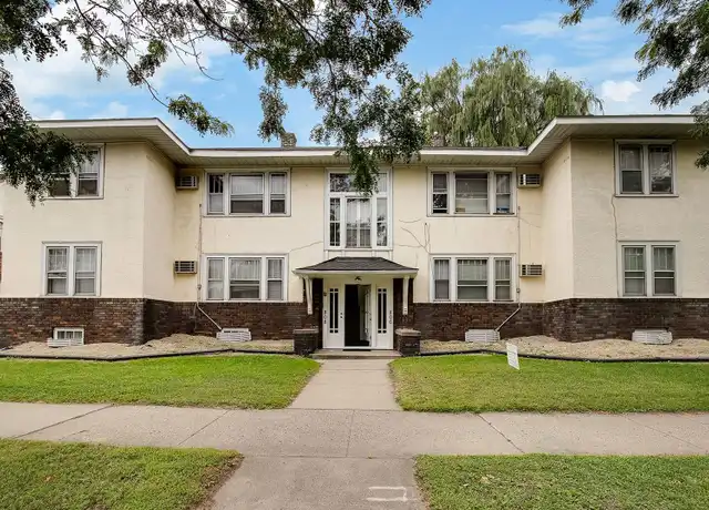 Property at 806 5th St SE Unit 2, Minneapolis, MN, 55414, 3 beds, 1 bath, [object Object]