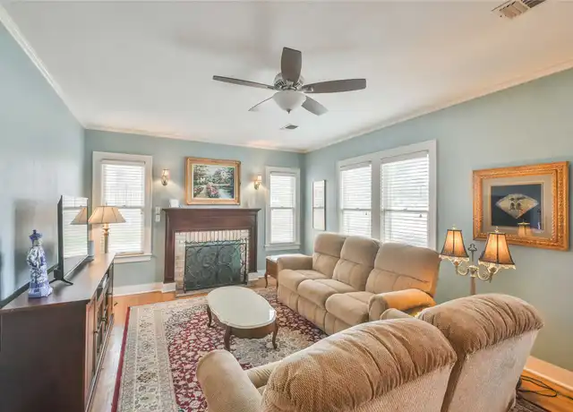 Property at 802 S Day St, Brenham, TX, 77833, 2 beds, 2 baths, [object Object]
