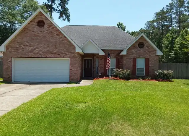 Property at 2001 Steven St, Mandeville, LA, 70448, 3 beds, 2 baths, [object Object]