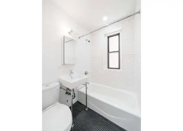 Property at 300 W 12th St Unit 1G, New York, NY, 10014, 1 bed, 1 bath, [object Object]