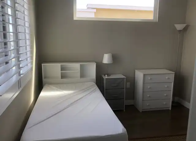 Property at 1261 Edgewood Way Unit 1261, South San Francisco, CA, 94080, 1 bed, 1 bath, [object Object]