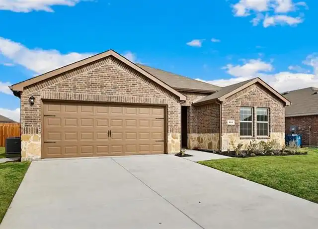 Property at 813 Twin Edge Dr, Royse City, TX, 75189, 4 beds, 2 baths, [object Object]