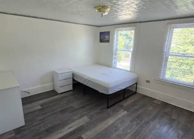 Property at 9200 Edmunds Ave, Cleveland, OH, 44106, 1 bed, 1 bath, [object Object]