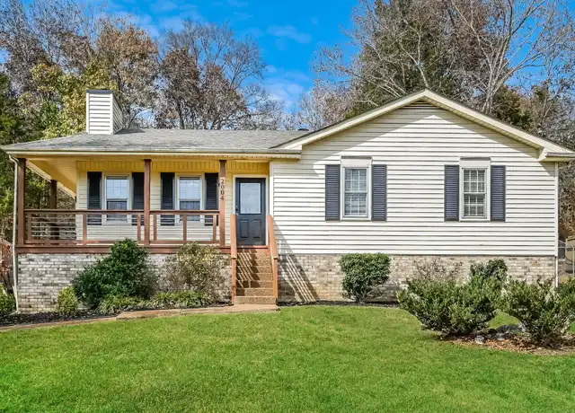 Property at 2004 Sanford Dr, Mount Juliet, TN, 37122, 3 beds, 2 baths, [object Object]