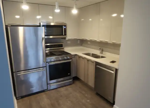 Property at 932 W Dakin St Unit 202, Chicago, IL, 60613, 2 beds, 2.5 baths, [object Object]