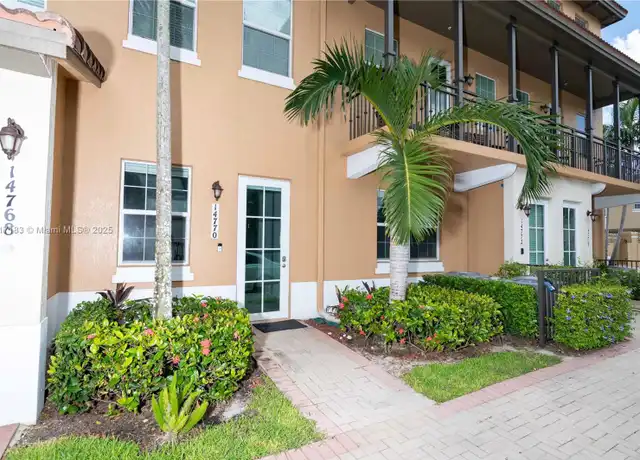 Property at 14770 SW 10th St #10504, Pembroke Pines, FL, 33027, 3 beds, 2 baths, [object Object]