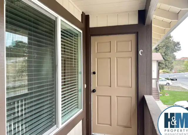 Property at 50 Locust Ave Unit C, Hollister, CA, 95023, 2 beds, 1 bath, [object Object]