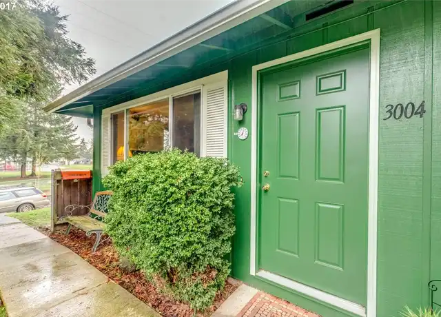 Property at 3004 R St Unit 2, Vancouver, WA, 98663, 2 beds, 1 bath, [object Object]