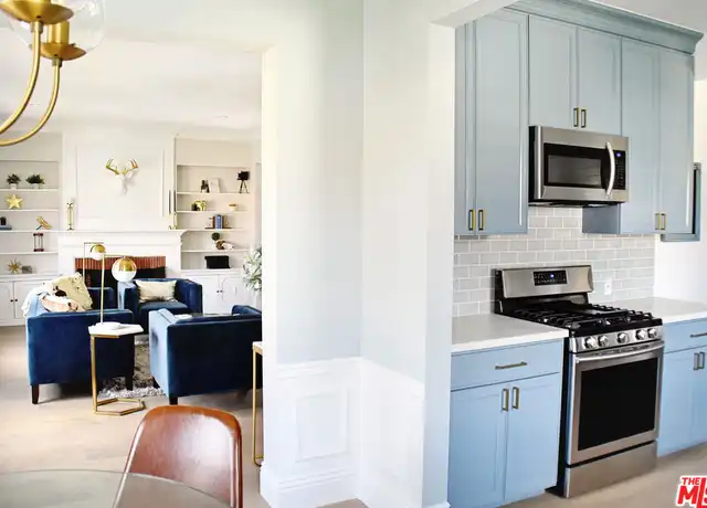 Property at 135 N Harper Ave, Los Angeles, CA, 90048, 1 bed, 1 bath, [object Object]