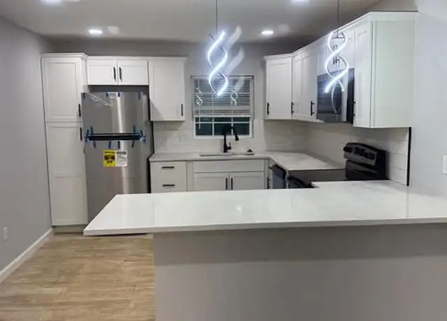 Property at 8226 Darlington Dr Unit B, Houston, TX, 77028, 2 beds, 1 bath, [object Object]