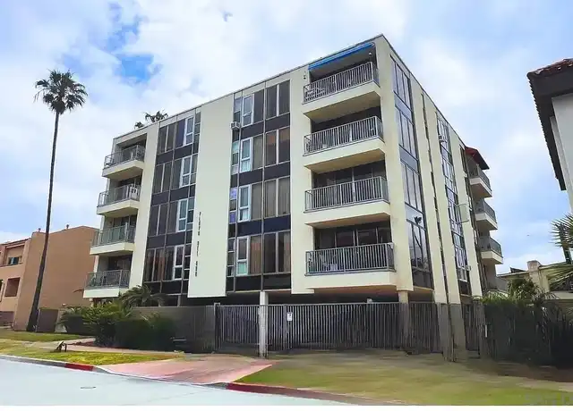 Property at 8111 Camino Del Oro Apt H, La Jolla, CA, 92037, 2 beds, 2 baths, [object Object]