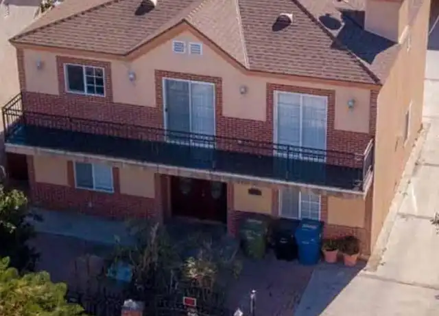 Property at 14646 Kittridge St, Van Nuys, CA, 91405, 4 beds, 4.5 baths, [object Object]