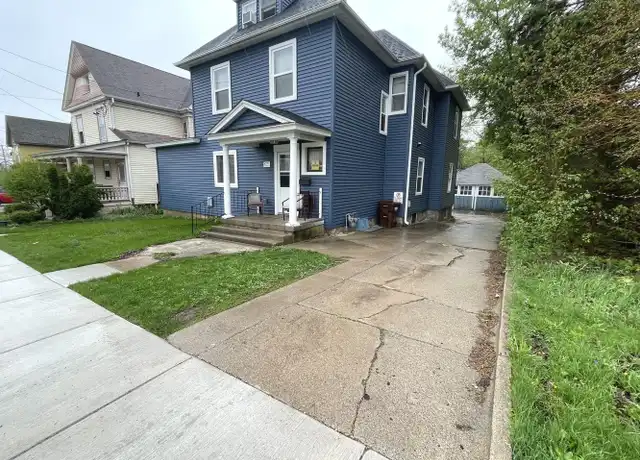 Property at 216 E South St Unit 1, Woodstock, IL, 60098, 1 bed, 1 bath, [object Object]