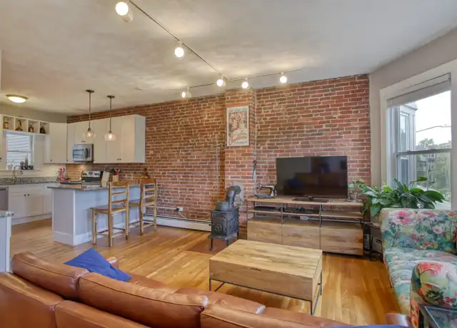 Property at 248 Hampshire St Unit 2A, Cambridge, MA, 02139, 2 beds, 1 bath, [object Object]