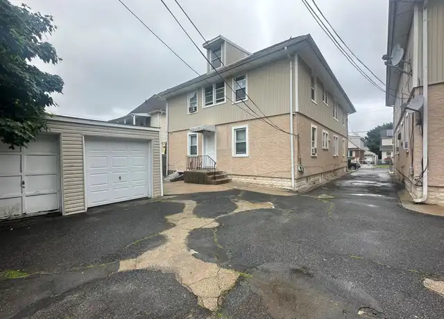Property at 14 Van Cott Ave Unit 3, Hempstead, NY, 11550, 2 beds, 1 bath, [object Object]