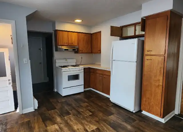 Property at 9523 Brewerton Rd Unit Front Upper, Brewerton, NY, 13029, 1 bed, 1 bath, [object Object]