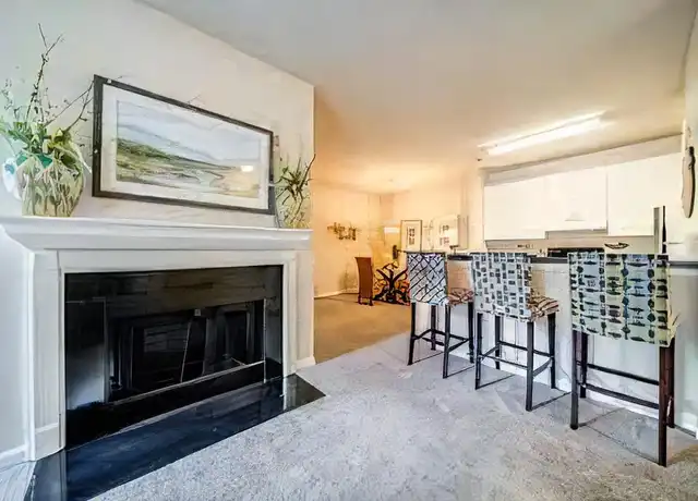 Property at 1201 Wesleyan St, Fort Worth, TX, 76105, 1 bed, 1 bath, [object Object]