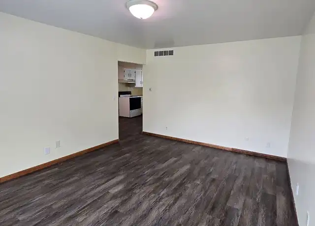 Property at 901 Butternut Dr, Holland, MI, 49424, 1 bed, 1 bath, [object Object]