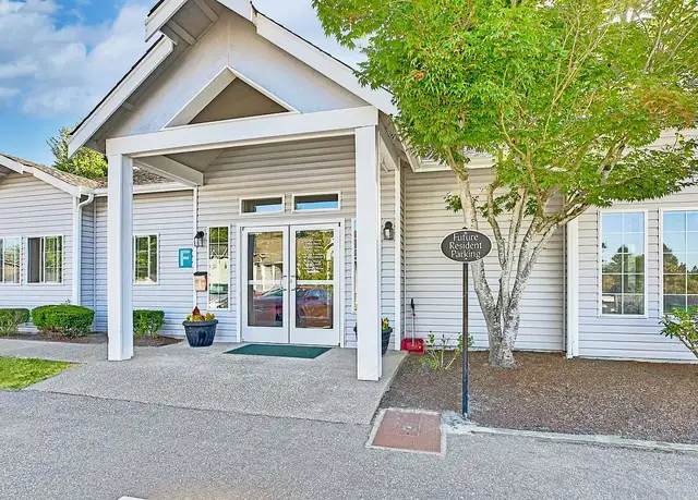 Photo of 3100 SE Orlando St, Port Orchard, WA 98366