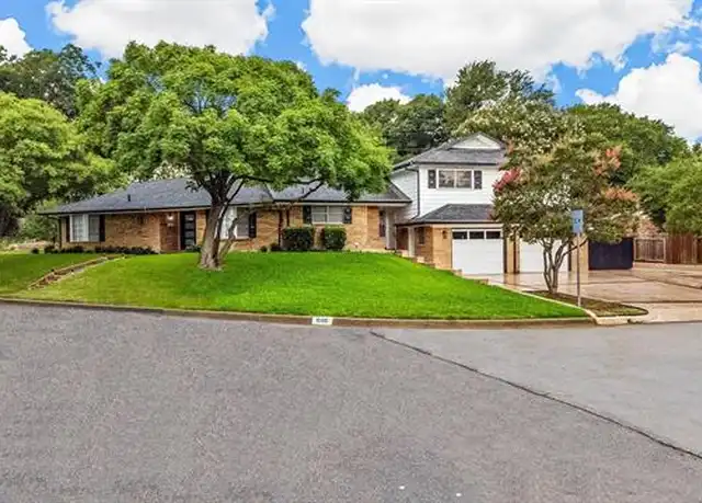 Property at 5155 Briarwood Ln, Fort Worth, TX, 76112, 3 beds, 2.5 baths, [object Object]