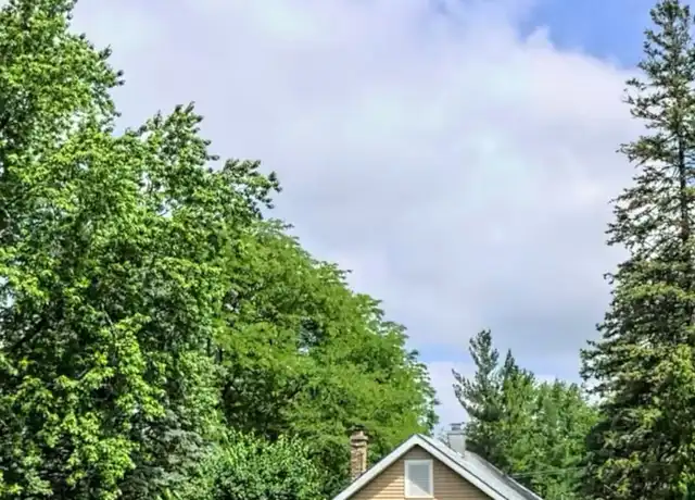 Property at 2414 Maple Ave, Downers Grove, IL, 60515, 2 beds, 1 bath, [object Object]