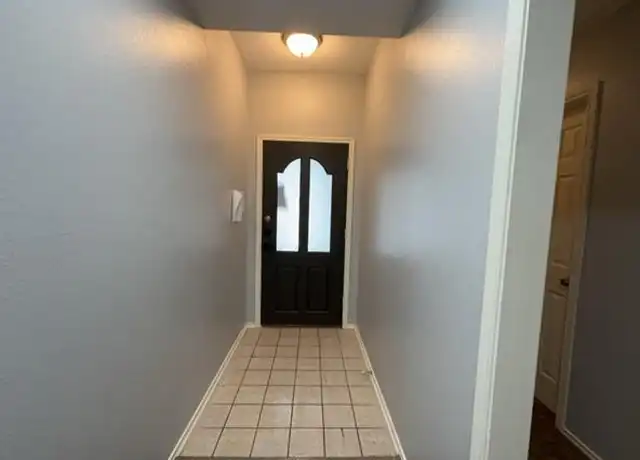 Property at 818 Summit Dr, DeSoto, TX, 75115, 3 beds, 2 baths, [object Object]