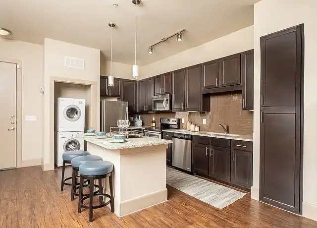 Property at District at Memorial - 10300 Katy Fwy, Houston, TX, 77043, 2 beds, 2 baths, [object Object]