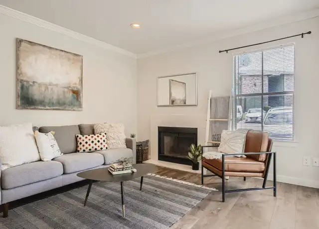 Property at 4500 E Oltorf St, Austin, TX, 78741, 2 beds, 1 bath, [object Object]