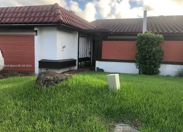 Property at 534 NE 195th St #534, North Miami Beach, FL, 33179, 3 beds, 3 baths, [object Object]